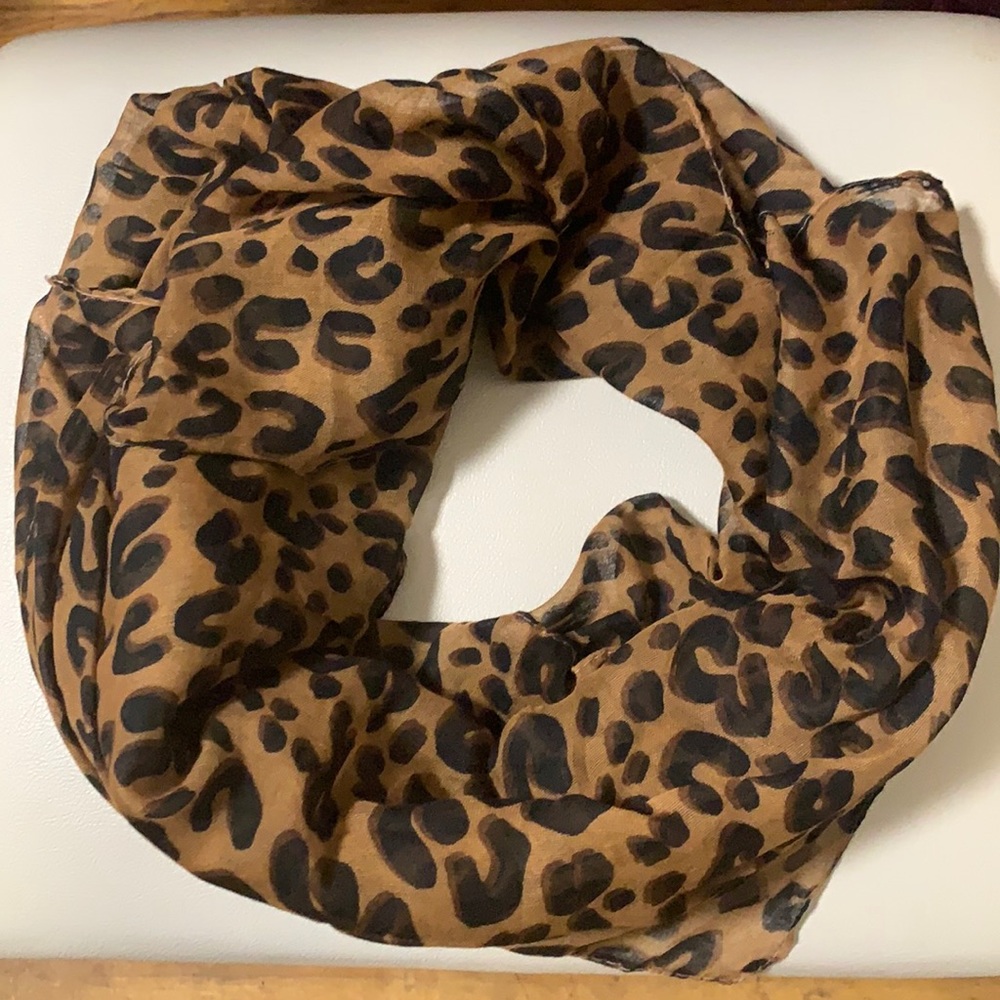 Leopard print scarf